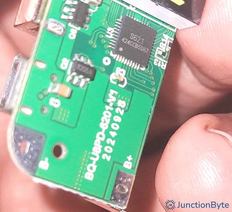 Power-Bank-SoC-S621